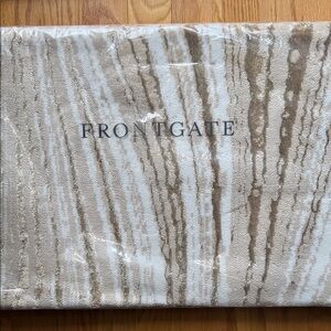 Frontgate Marbled Rug - 27.5” x 72” - NWT